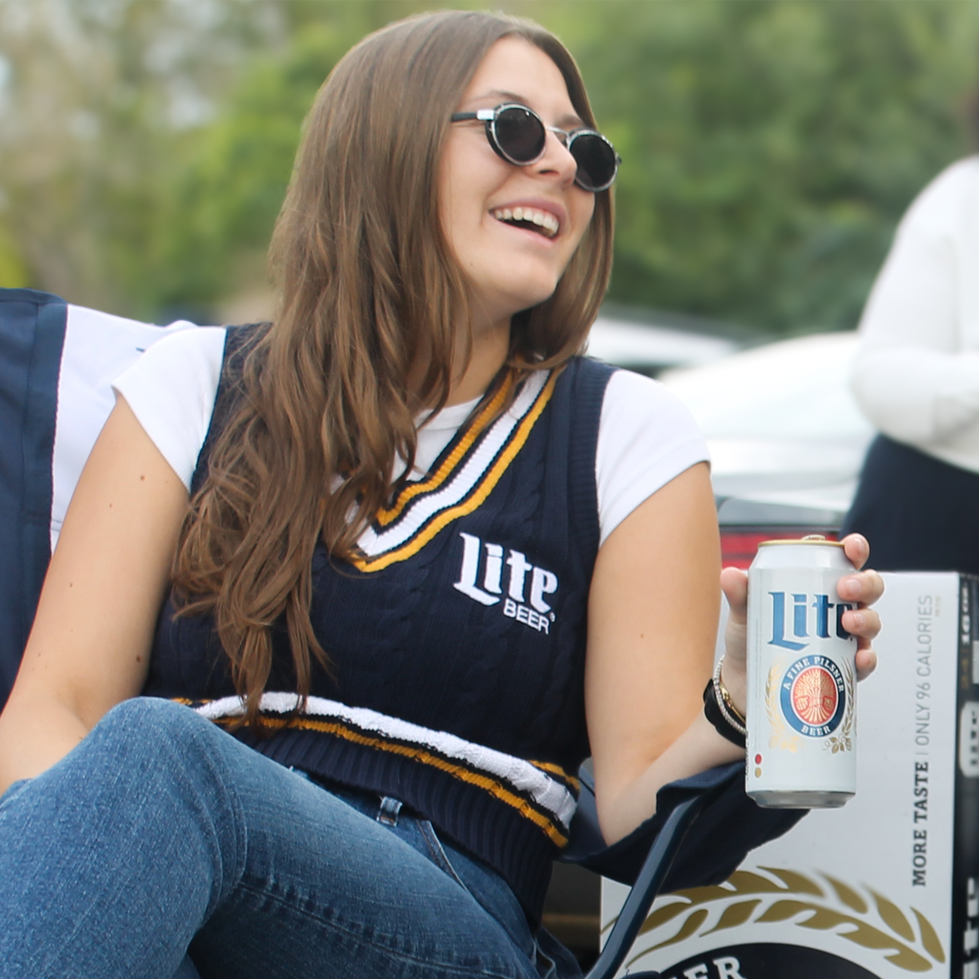 WOMEN'S LITE BEER SWEATER VEST